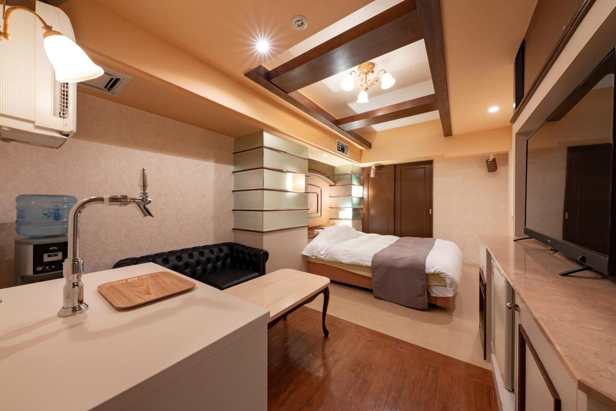 Hotel Luna Sendai -Adult Only Экстерьер фото